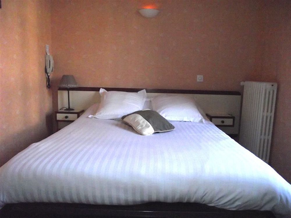 Hotel Le Petit Billot วิเทร ภายนอก รูปภาพ